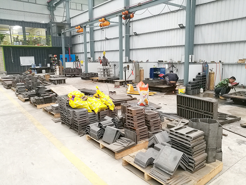 Concretam Block Machina: Revolutionizing Construction Industry
